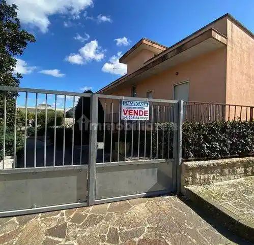 Villa in vendita a Castrignano de' Greci