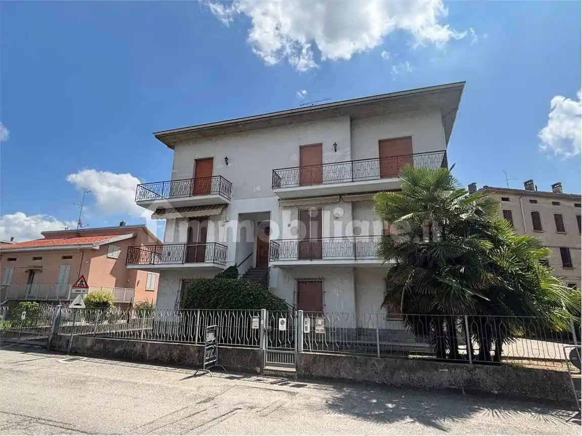 Appartamento in vendita a Soragna