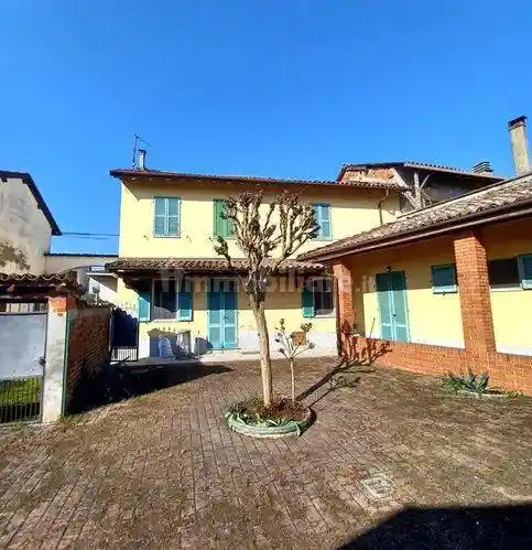 Villa in vendita a Pieve del Cairo