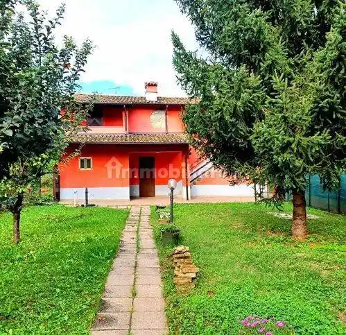 Villa in vendita a Borgoratto Mormorolo