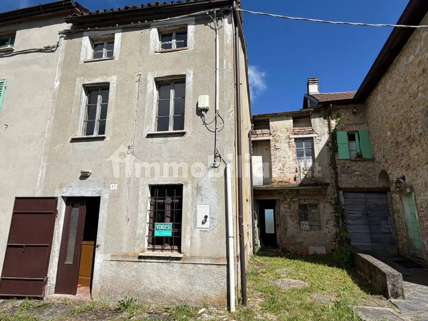 Rustico - Casale in vendita a Gropparello