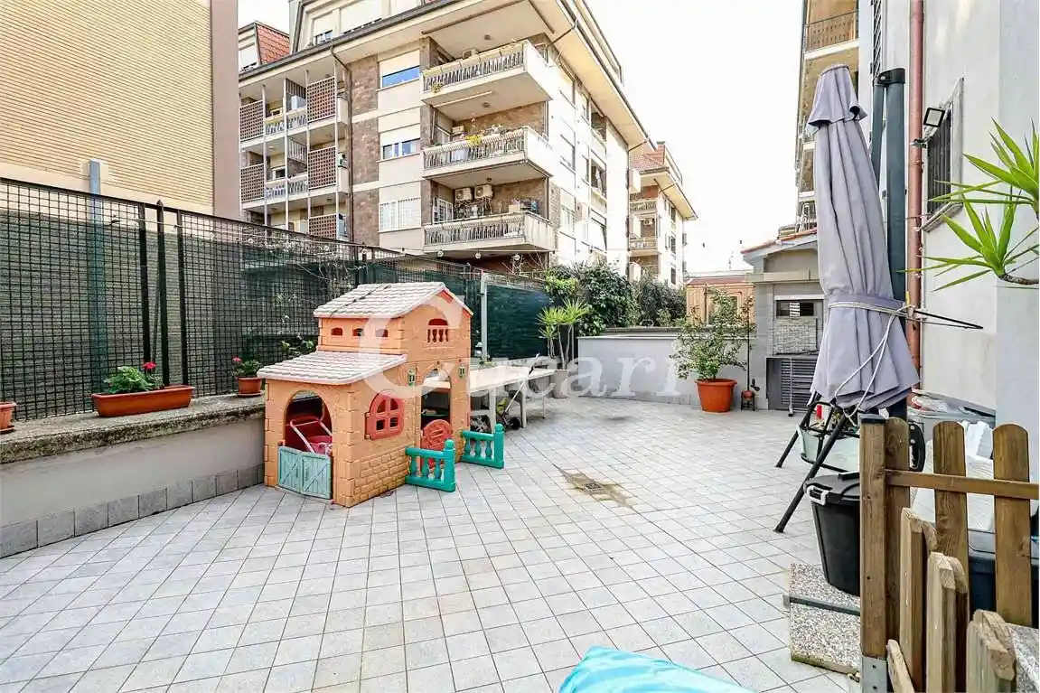 Appartamento in vendita a Grottaferrata