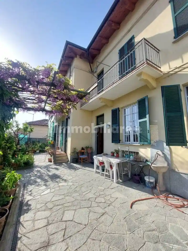 Casa indipendente in vendita a Asti