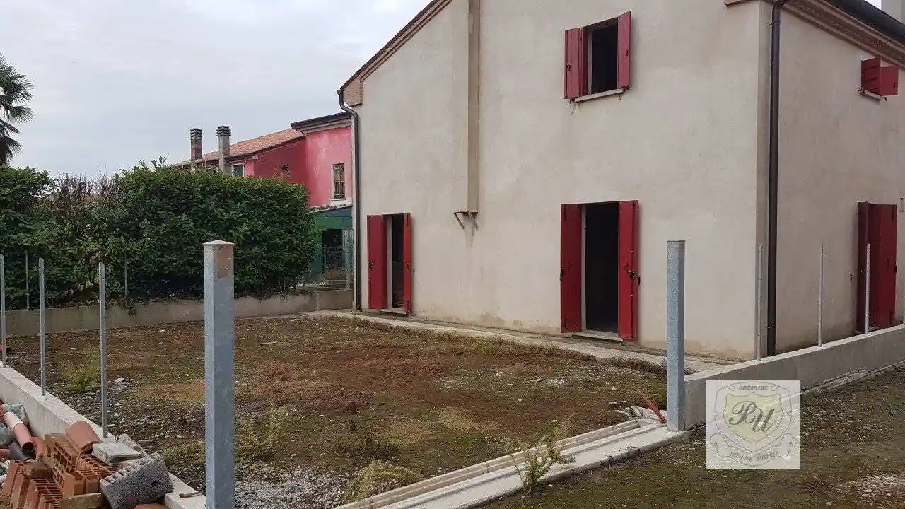 Villa in vendita a Este