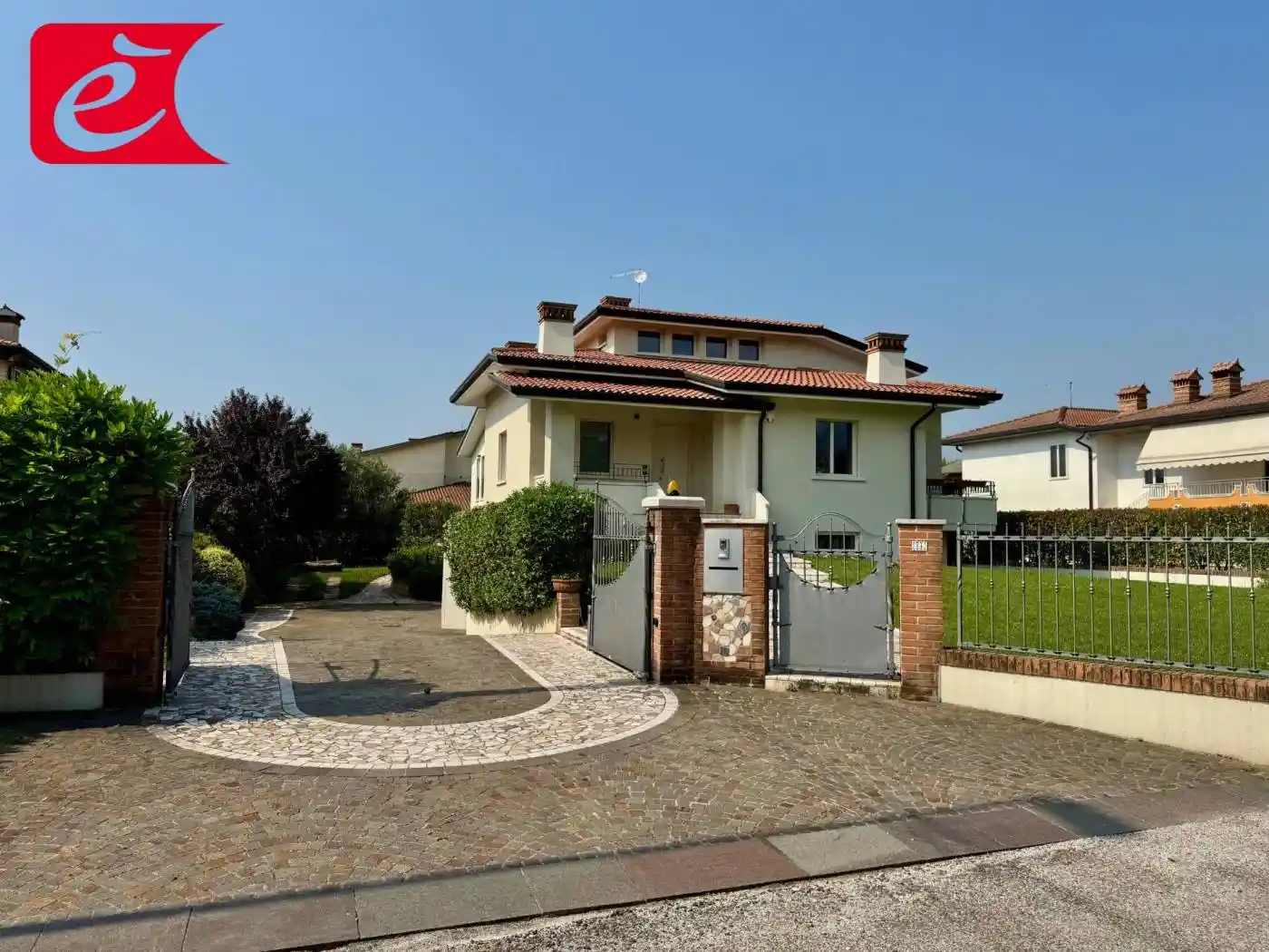 Villa in vendita a Zugliano