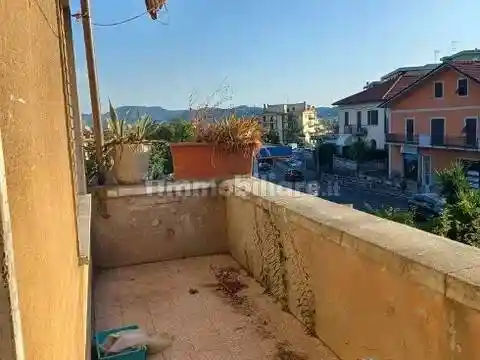 Appartamento in vendita a Santo Stefano di Magra