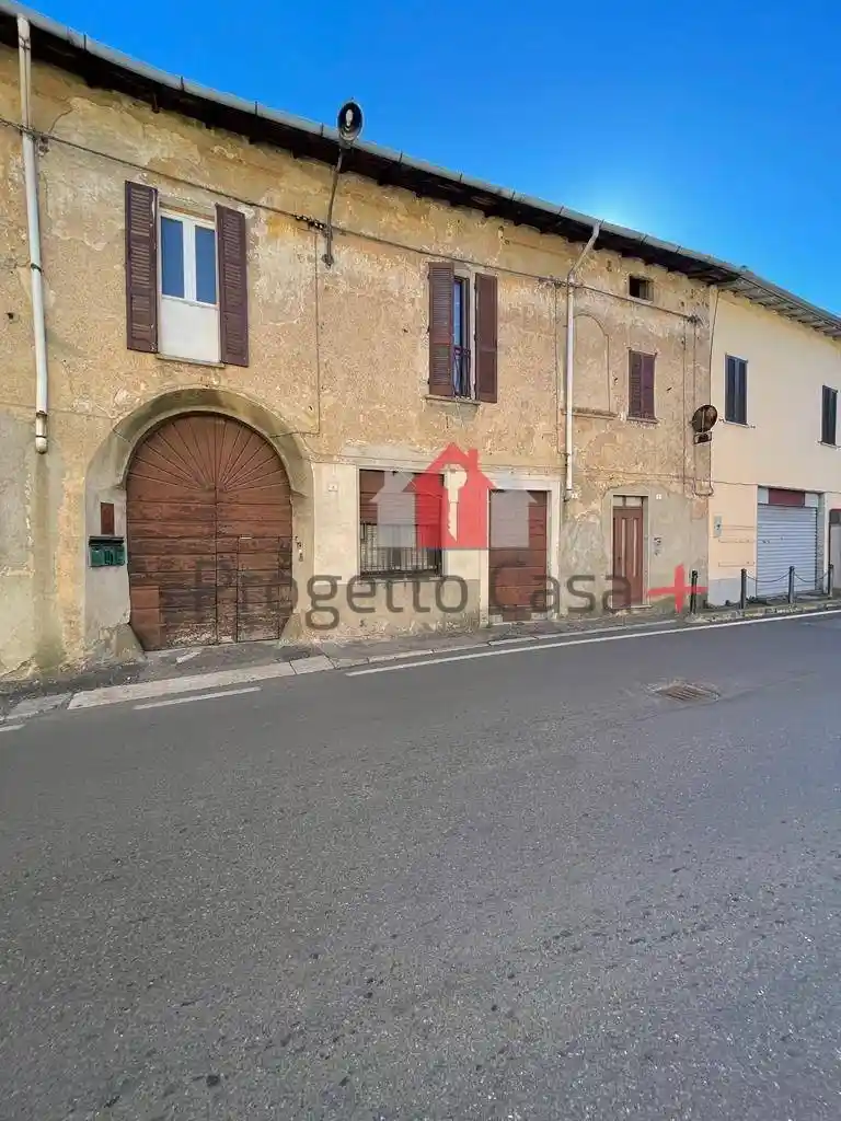 Appartamento in vendita a Cairate