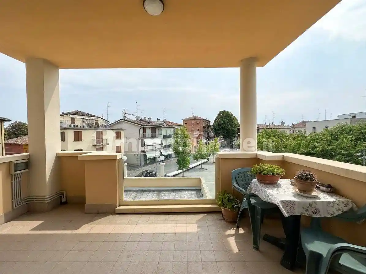 Appartamento in vendita a Montechiarugolo