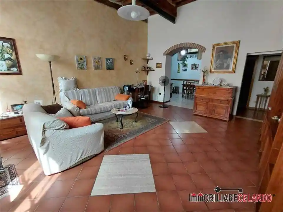 Appartamento in vendita a Colle di Val d'Elsa