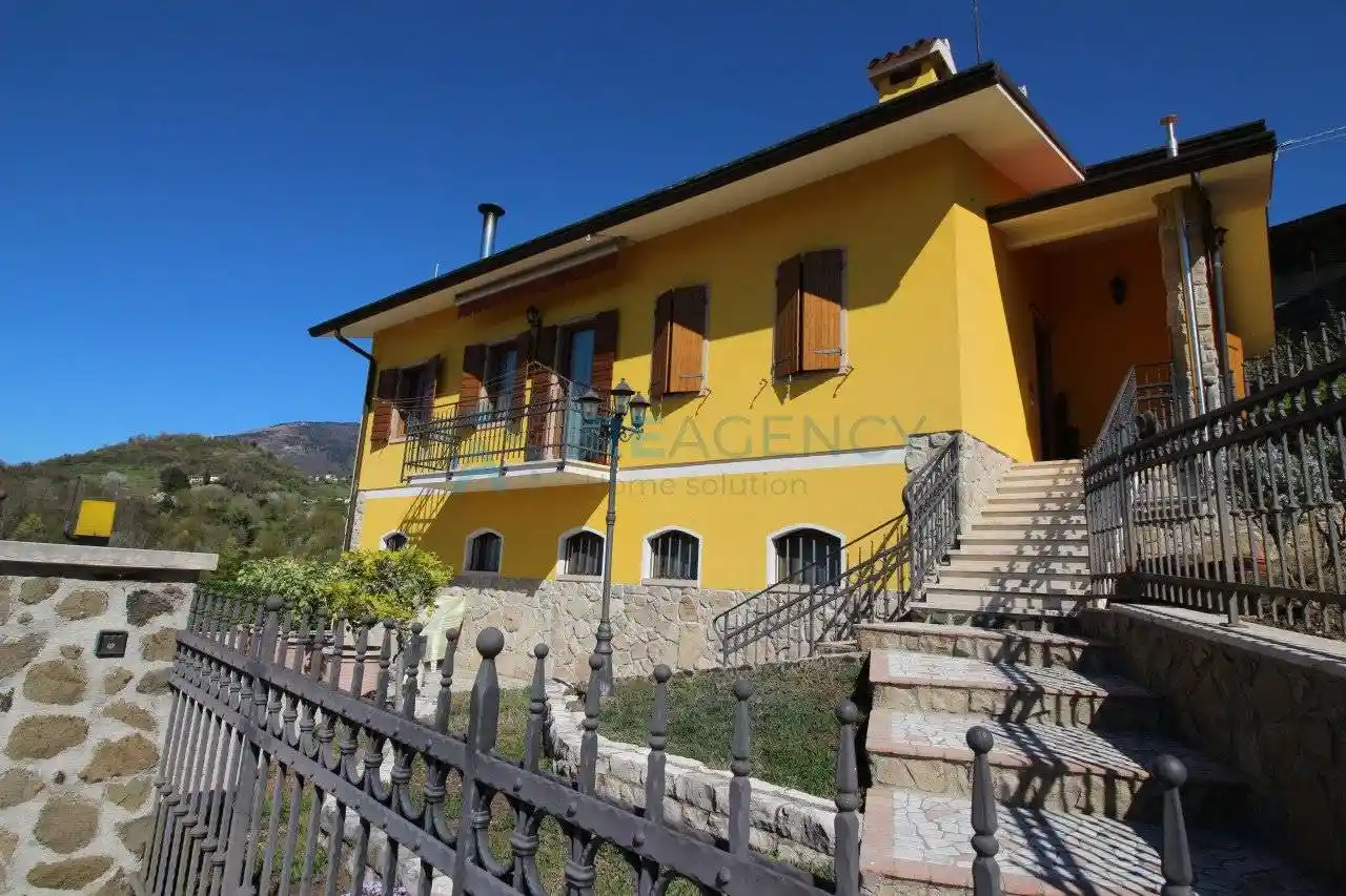 Casa indipendente in vendita a Salcedo