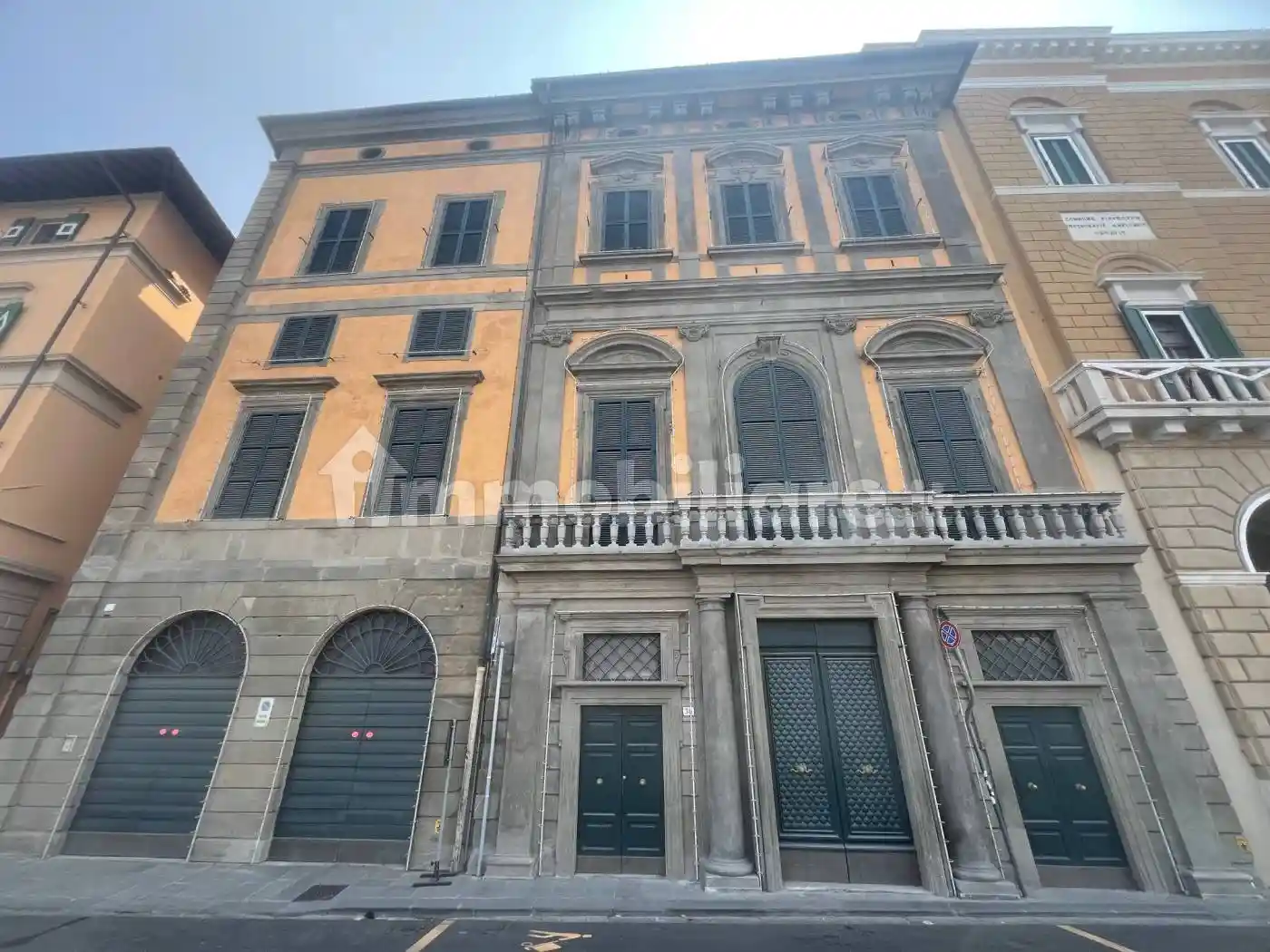 Palazzo - Edificio in vendita a Pisa