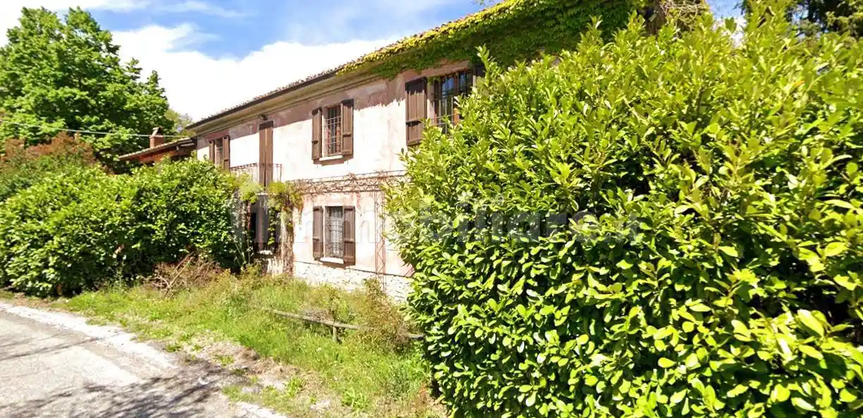 Rustico - Casale in vendita a Alta Val Tidone