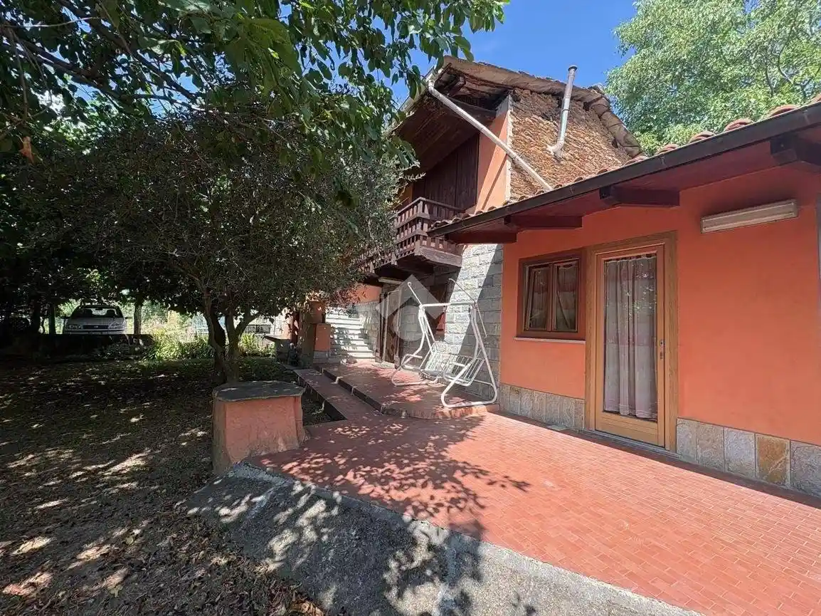 Casa indipendente in vendita a Bagnolo Piemonte