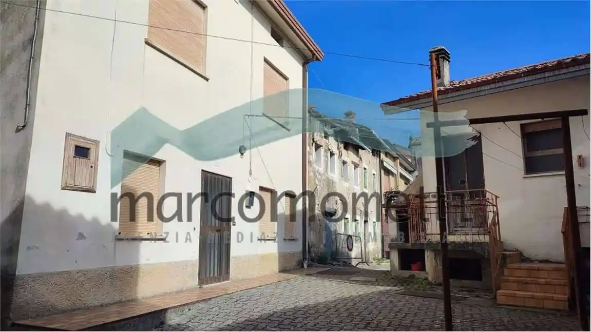 Casa indipendente in vendita a Sarmede
