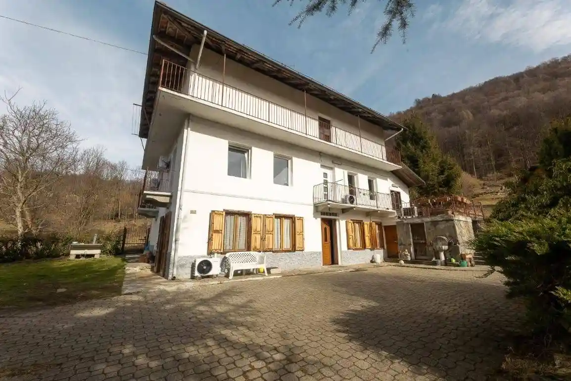 Casa indipendente in vendita a Ceres