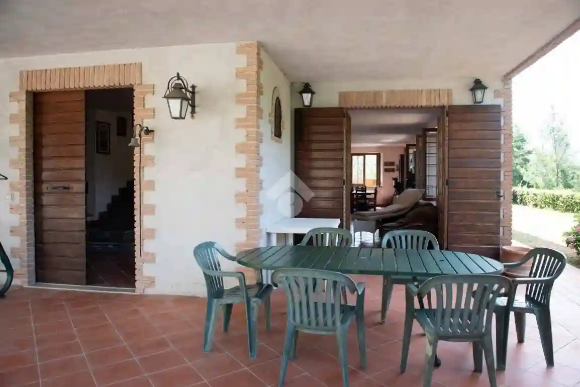 Villa - foto 3