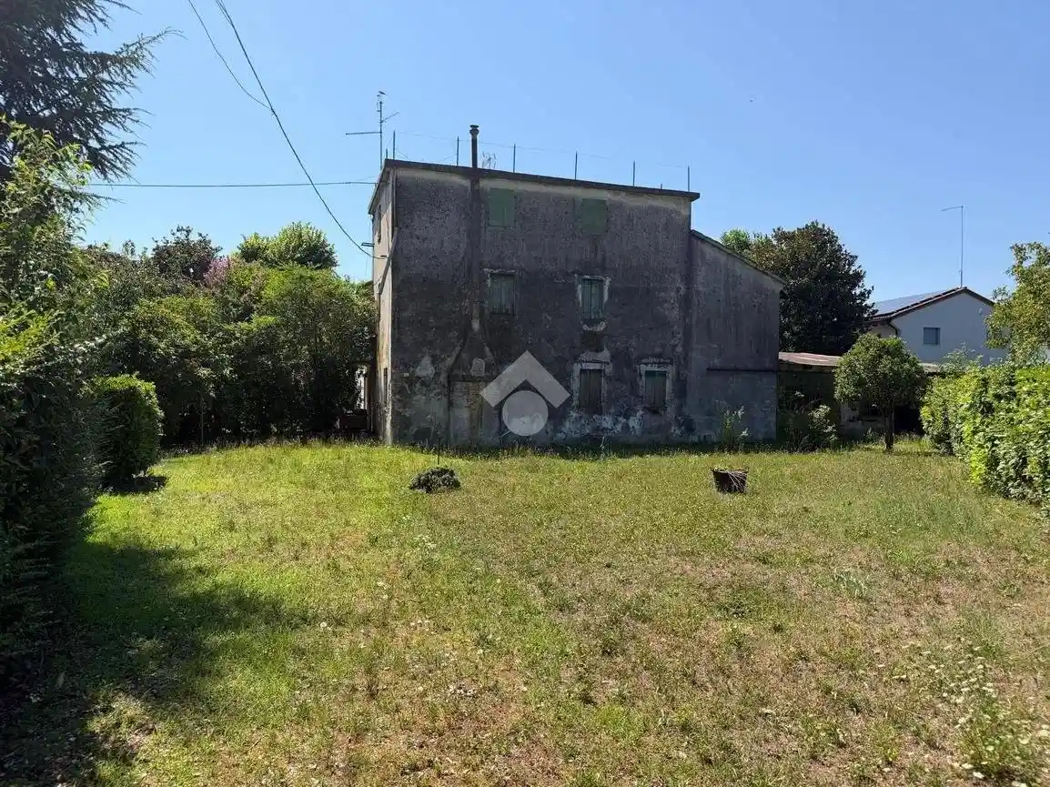 Rustico - Casale in vendita a Carbonera