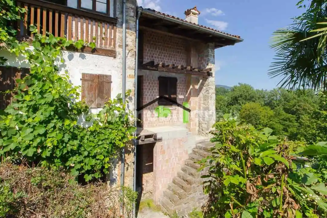 Rustico - Casale in vendita a Frisanco