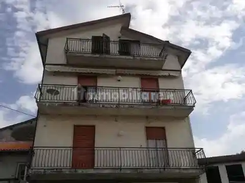Villa in vendita a Bosio