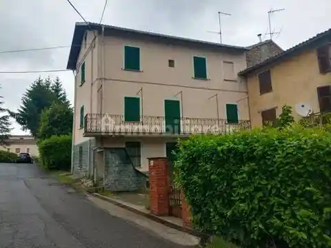 Villa in vendita a Parodi Ligure