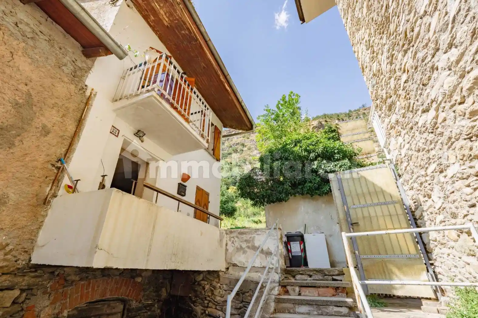 Casa indipendente in vendita a Mompantero