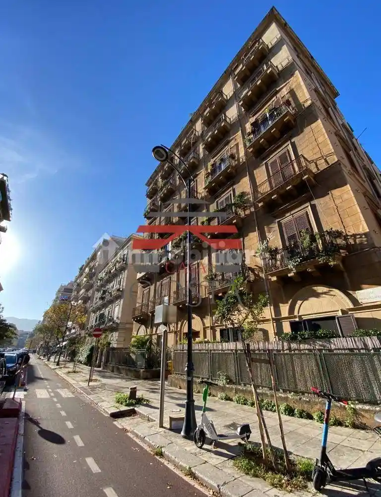 Appartamento in vendita a Palermo