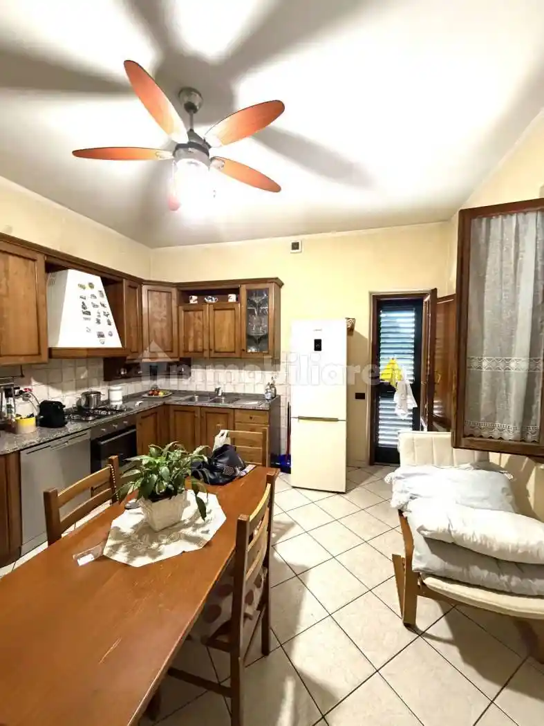 Casa indipendente in vendita a Prato