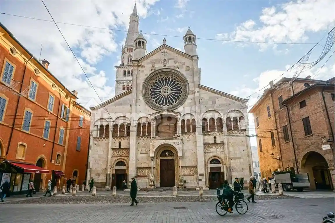 Appartamento in vendita a Modena