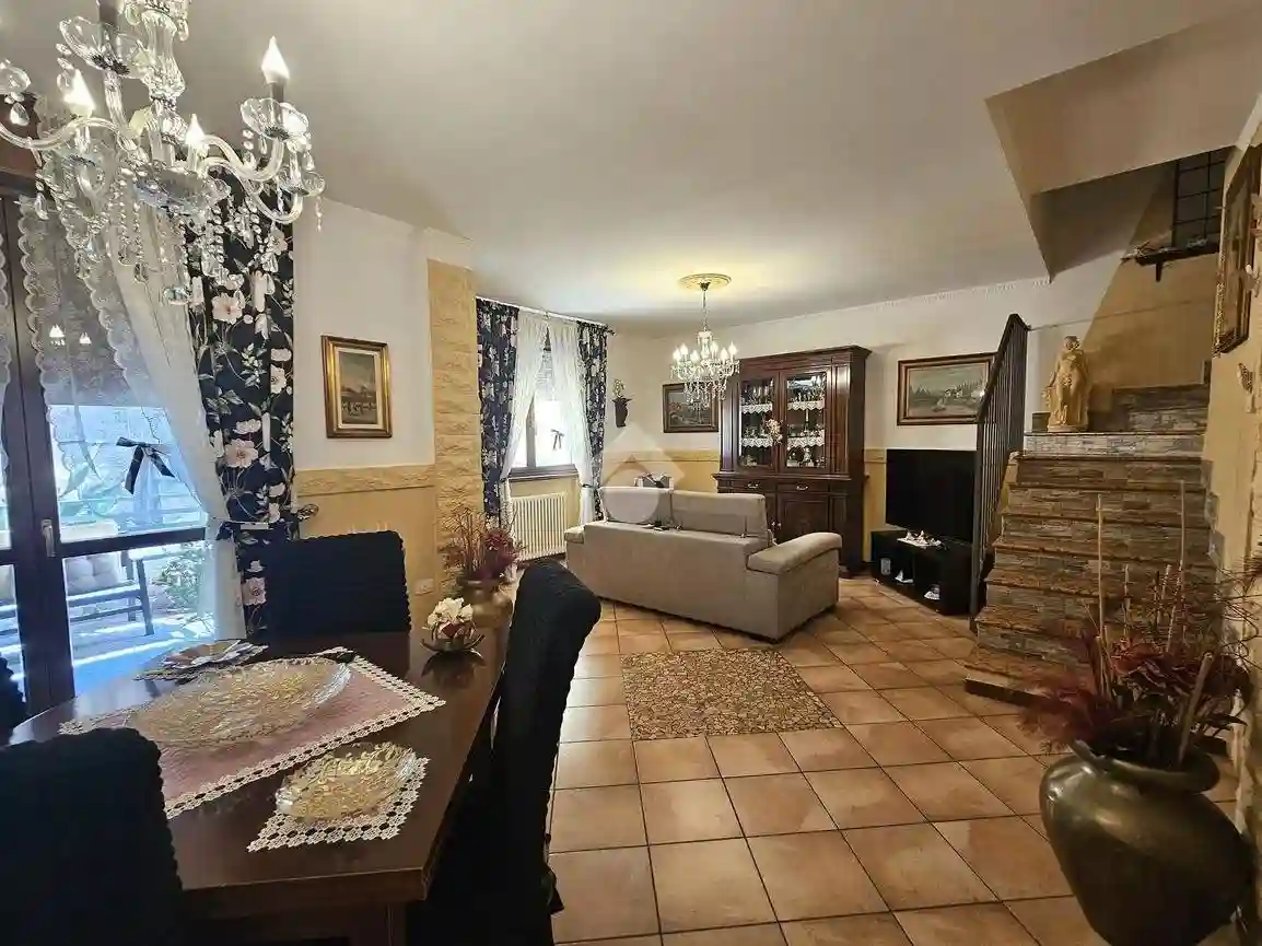 Villetta a schiera - foto 2