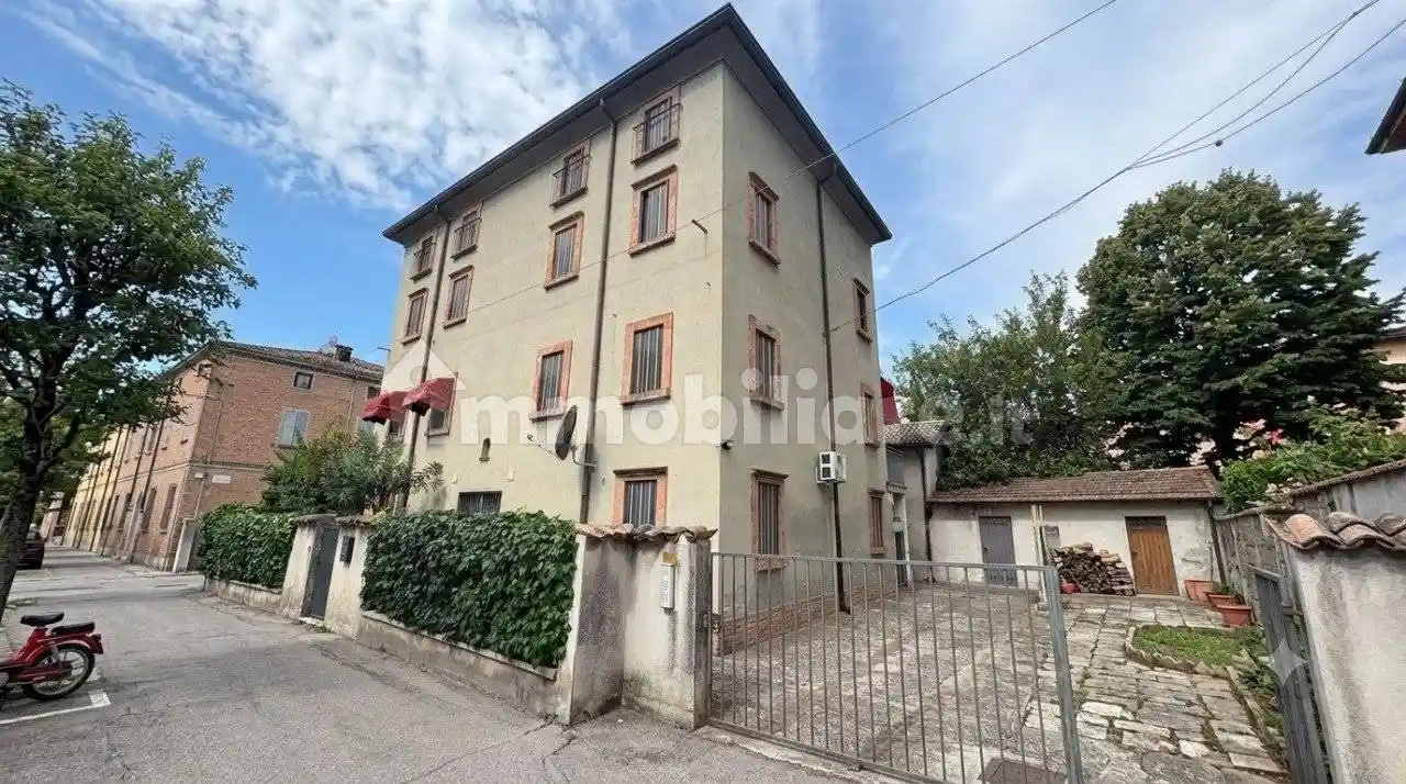 Appartamento in vendita a Modena