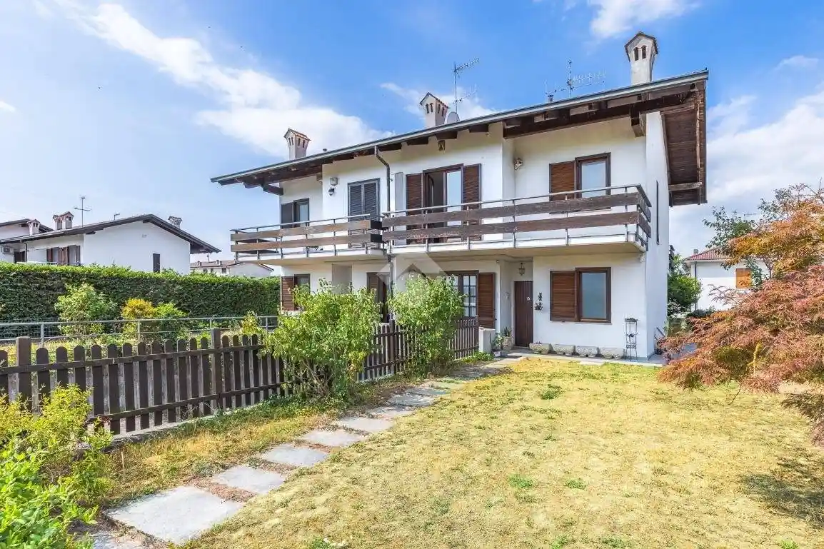 Villa in vendita a Ivrea
