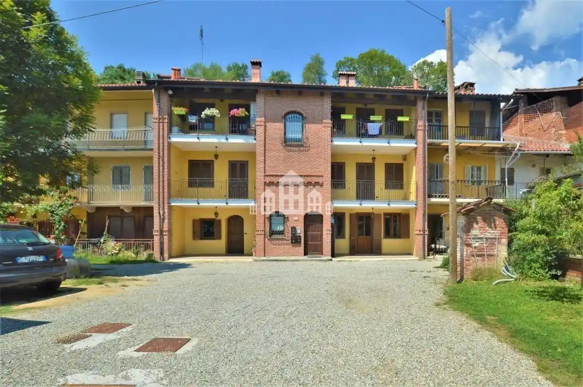 Appartamento in vendita a Castellamonte