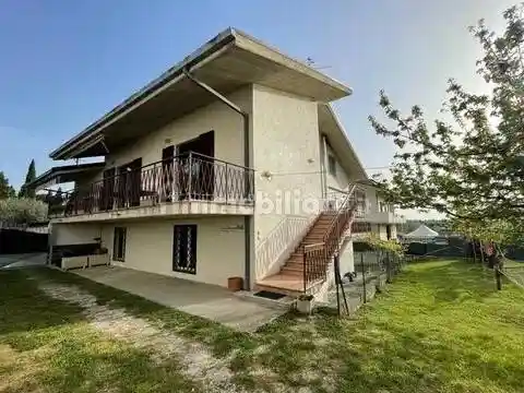 Villa in vendita a Civitella Casanova