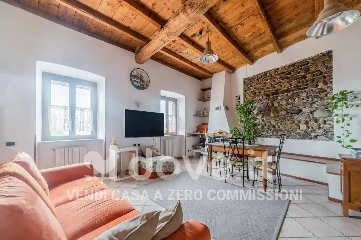 Appartamento in vendita a Casciago