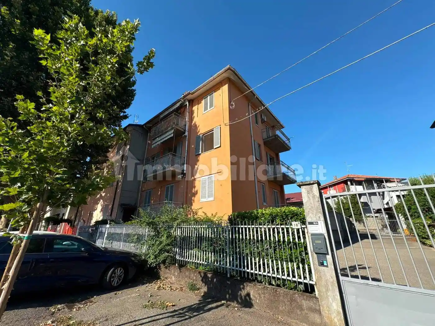 Palazzo - Edificio in vendita a Pavia