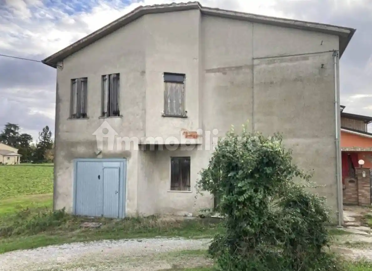 Rustico - Casale in vendita a Tribano