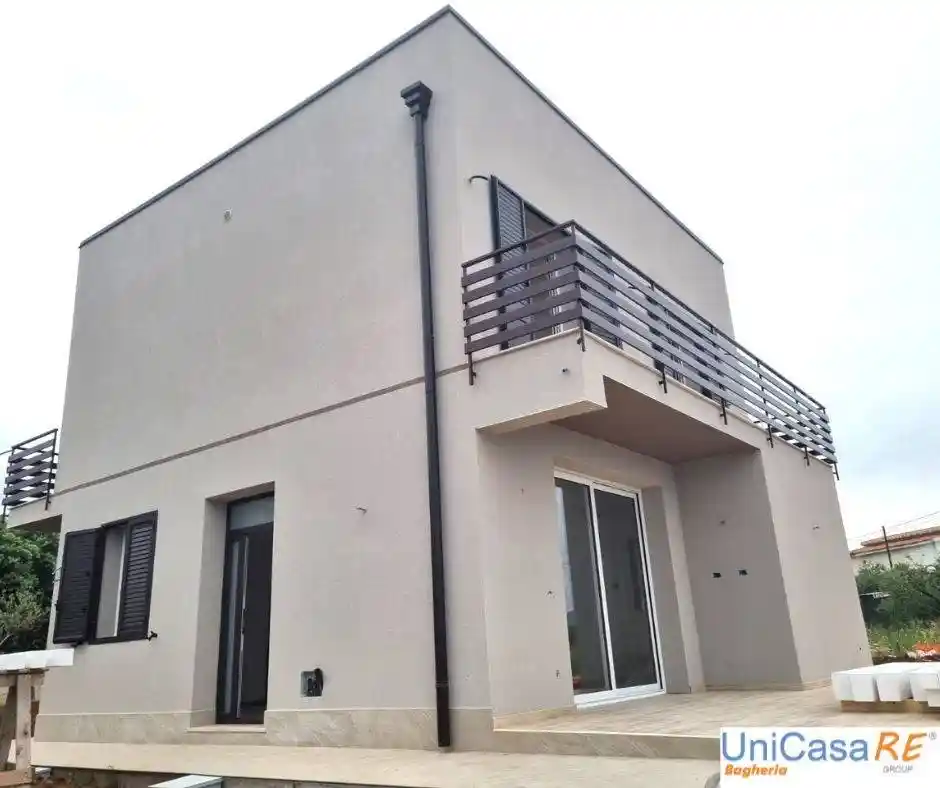 Villa in vendita a Altavilla Milicia