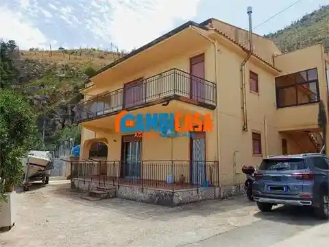 Villa in vendita a Altofonte