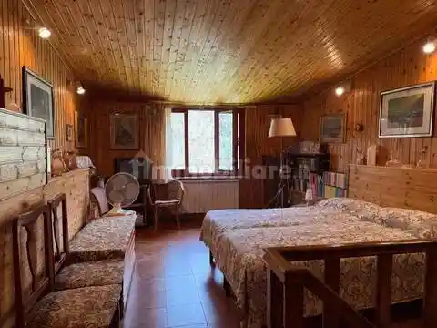 Villa in vendita a Licciana Nardi