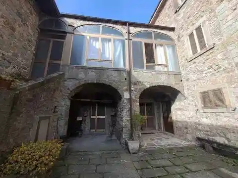 Appartamento in vendita a Pontremoli