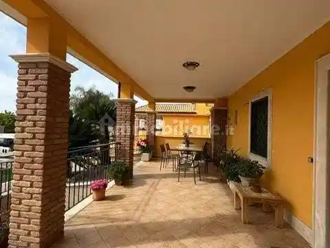 Villa in vendita a Nettuno
