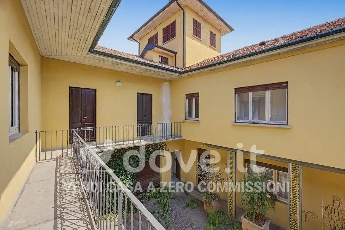 Casa indipendente in vendita a Golasecca
