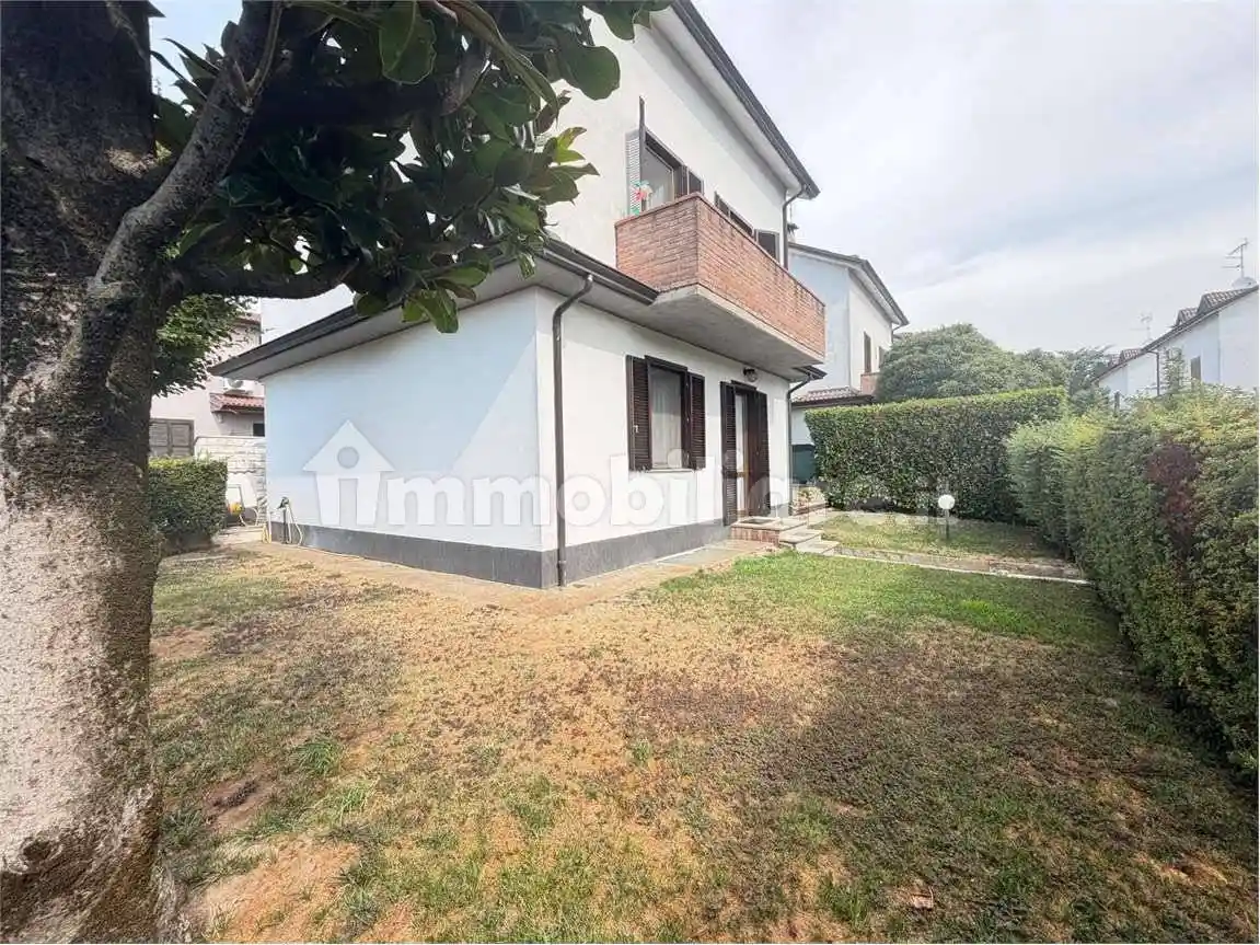 Villa in vendita a Podenzano