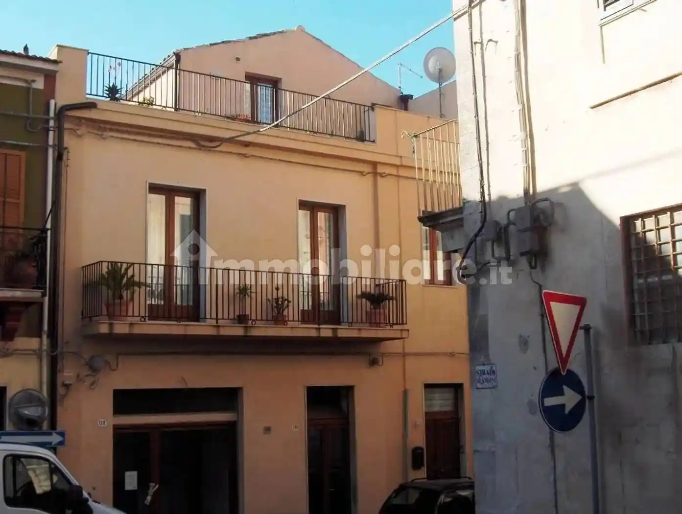 Palazzo - Edificio in vendita a Modica