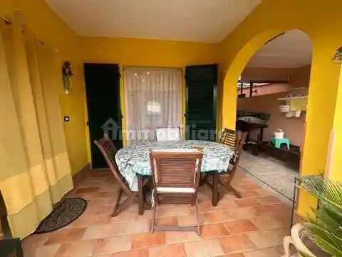 Appartamento in vendita a Vezzi Portio