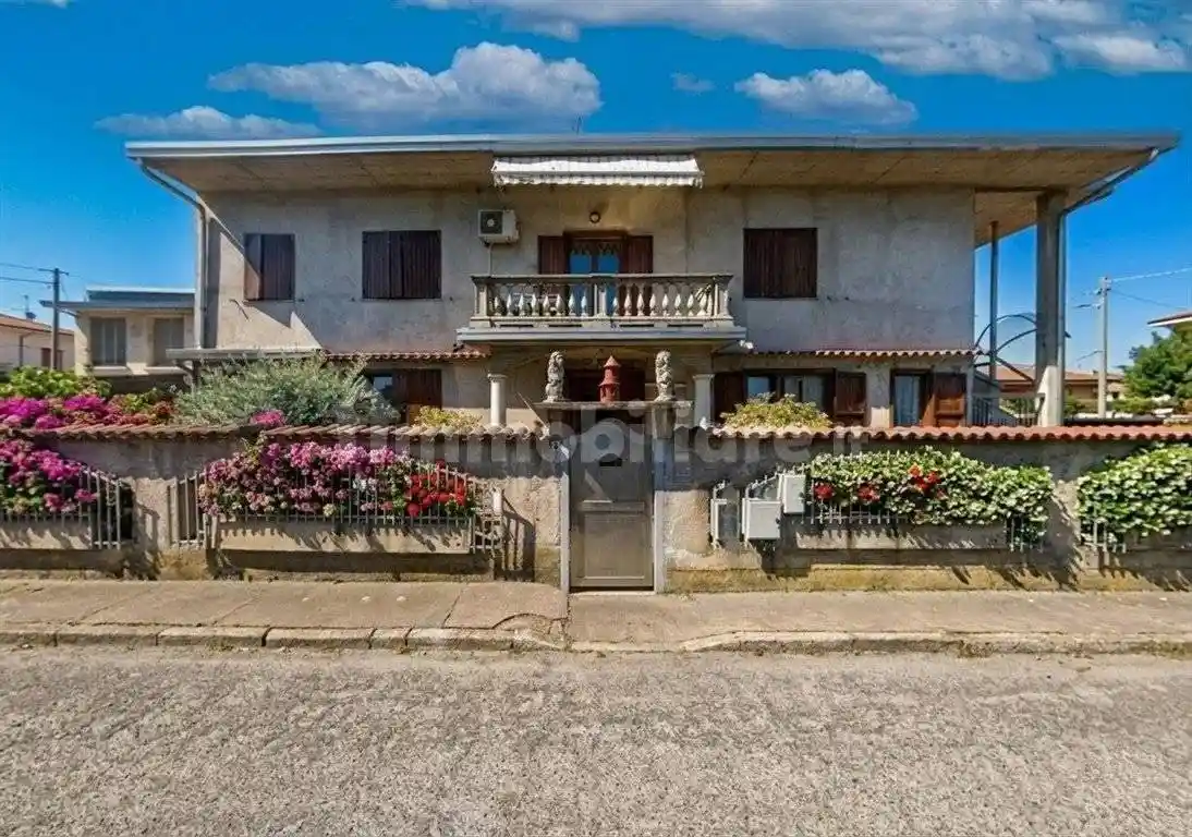 Villa in vendita a San Giorgio Su Legnano