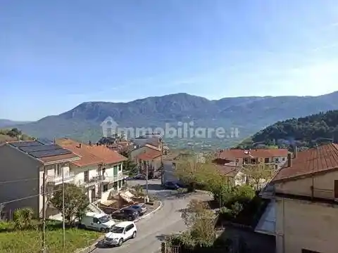 Appartamento in vendita a Oliveto Citra