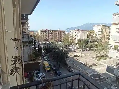 Appartamento in vendita a Salerno