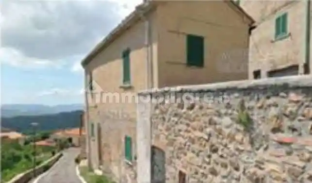 Appartamento in vendita a Pomarance