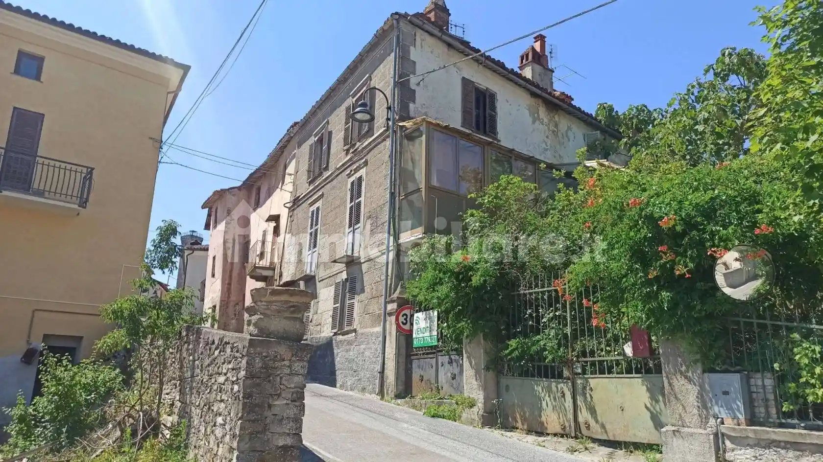 Casa indipendente in vendita a Rocca Cigliè